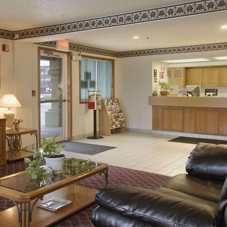 Super 8 By Wyndham Aransas Pass Hotel Interior photo